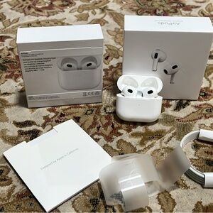 Apple White Wireless Earbuds 3rd Generation